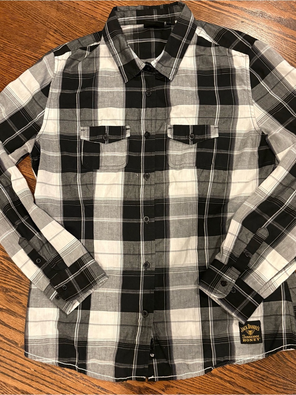 Women’s Black & White Plaid Jack Daniel’s Button-Up Shirt